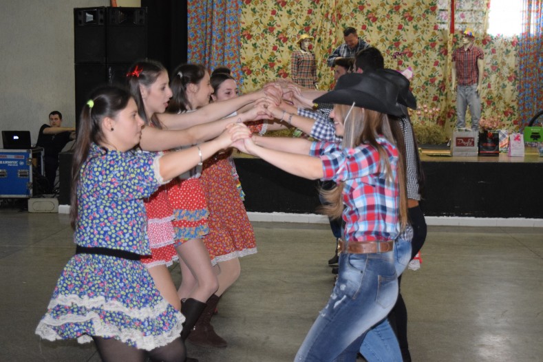 Espaço Cultural Junino 2016: 3ª Série do Ensino Médio